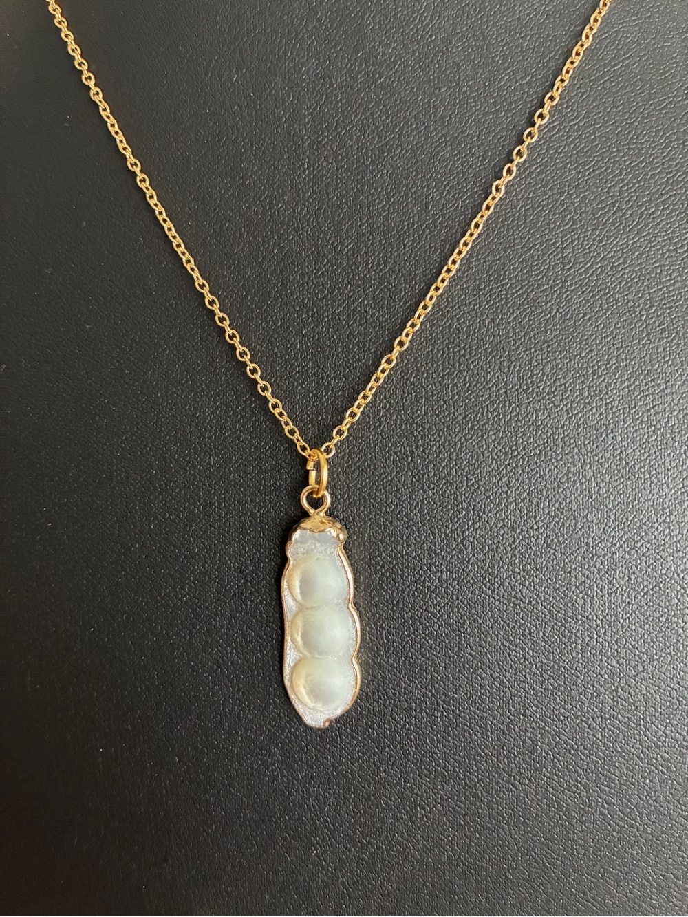 3 Peas in a Pod Mother of Pearl  Pendant Necklace